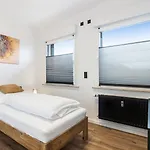 Daire 24-7 Living - *