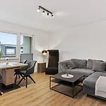 24-7 Living - Daire