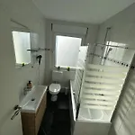 Daire 24-7 Living -