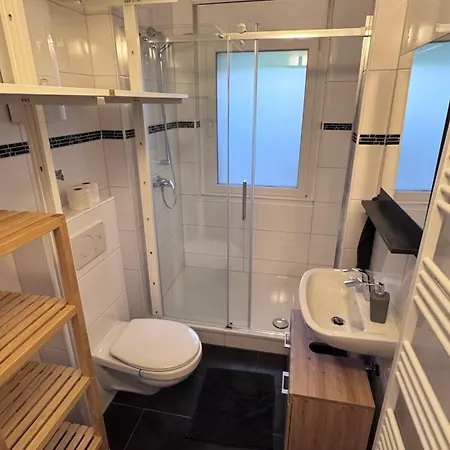 Appartement 24-7 Living - *