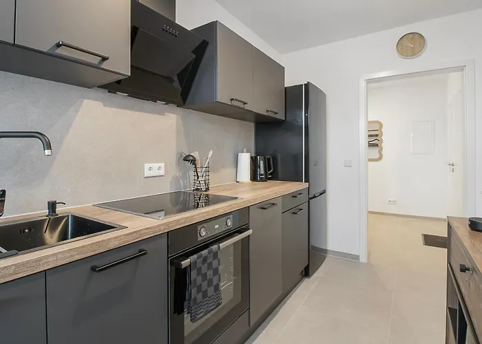 24-7 Living - Lejlighed