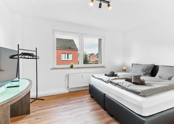 24-7 Living - * Ludinghausen